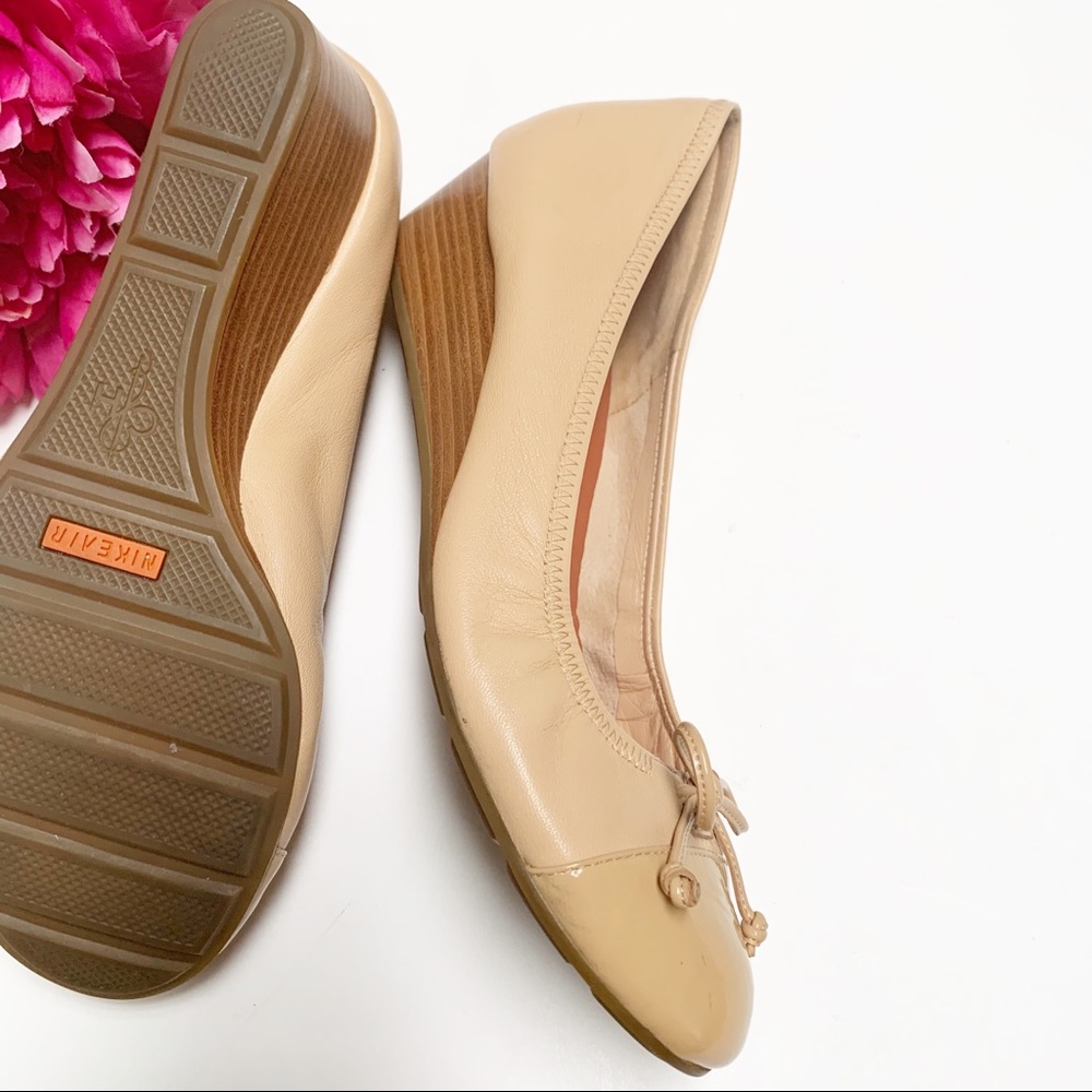 Cole Haan Ballet Wedge Nike Air Cushion - Picture 7 of 7